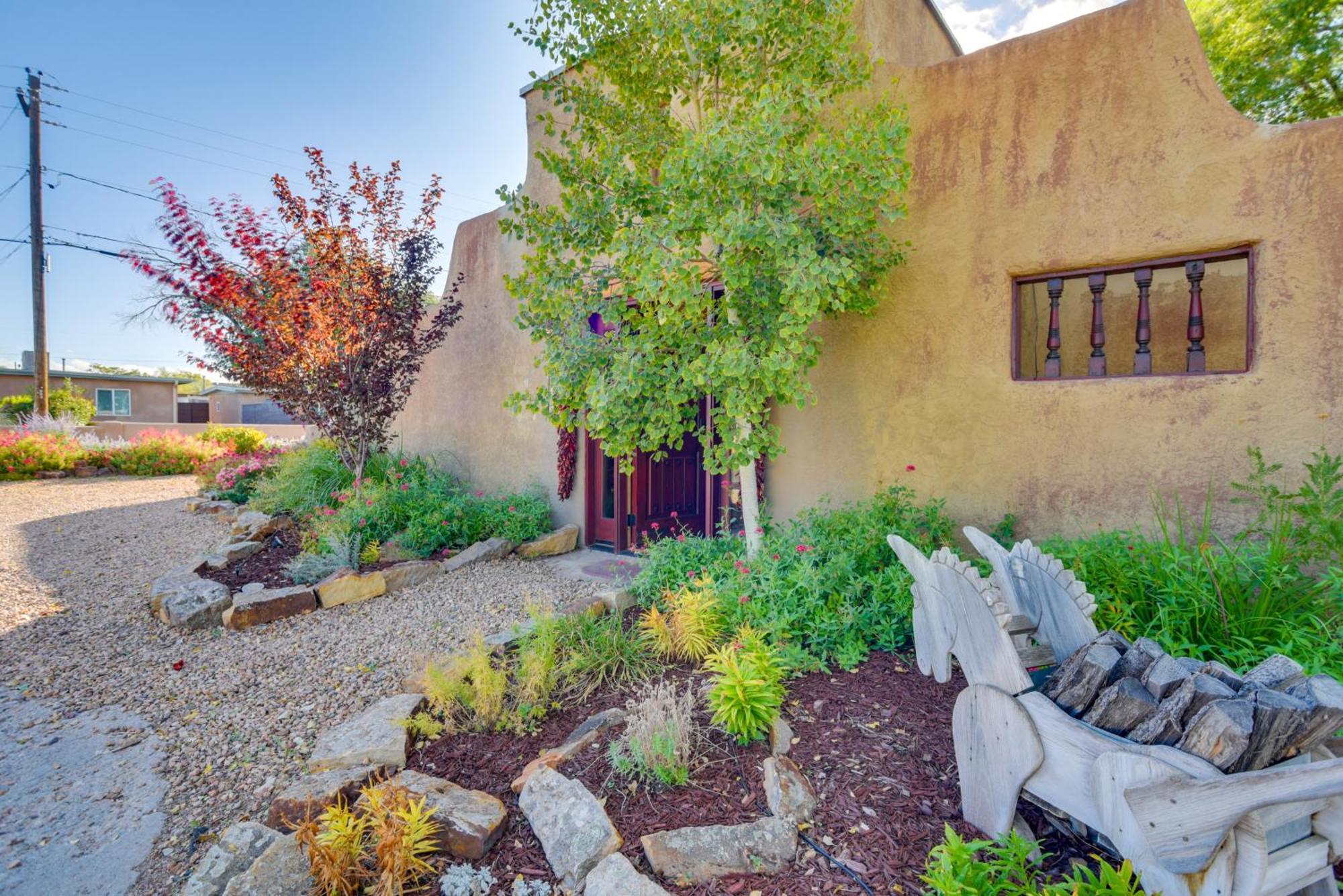 Holiday home Rustic Adobe-style With Hot Tub In Santa Fe